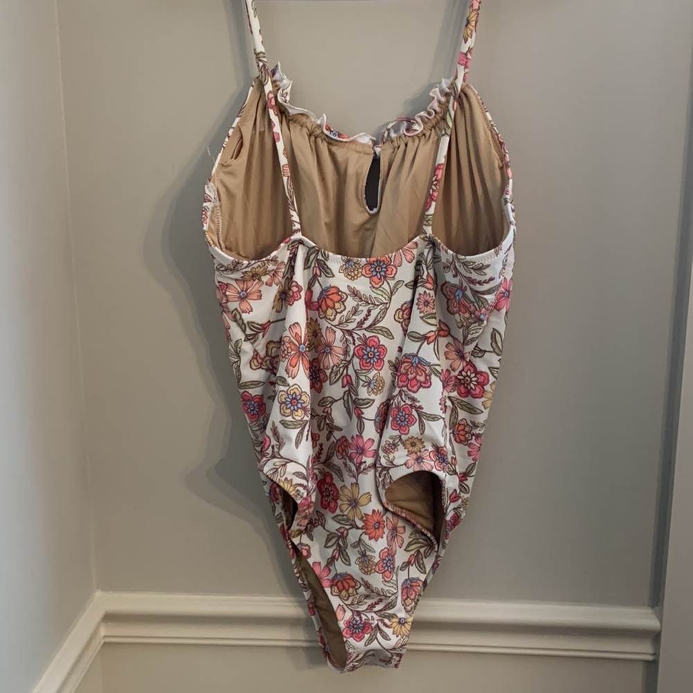 NWOT women’s XL one piece vintage look swimwear - Picture 3 of 4